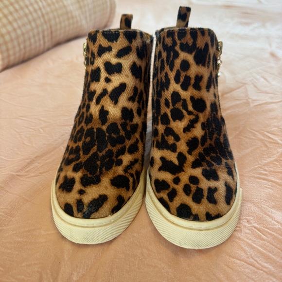 🛑SOLD 🛑 Girls Gianni Bini Leopard Print Bootie - Picture 3 of 10